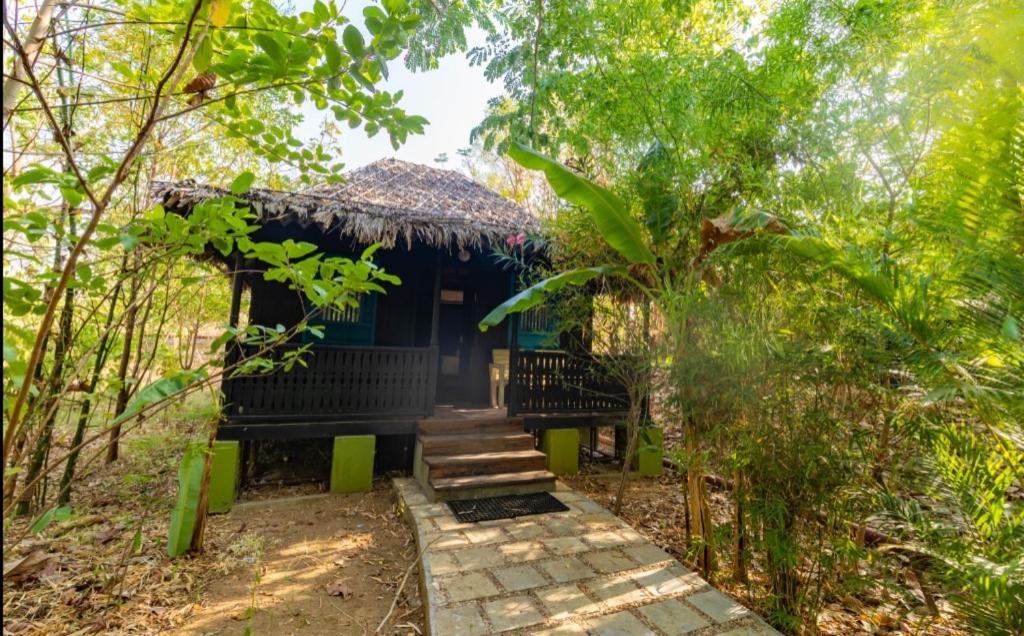 Hotel Mayur The Karma Seoni  Exterior foto